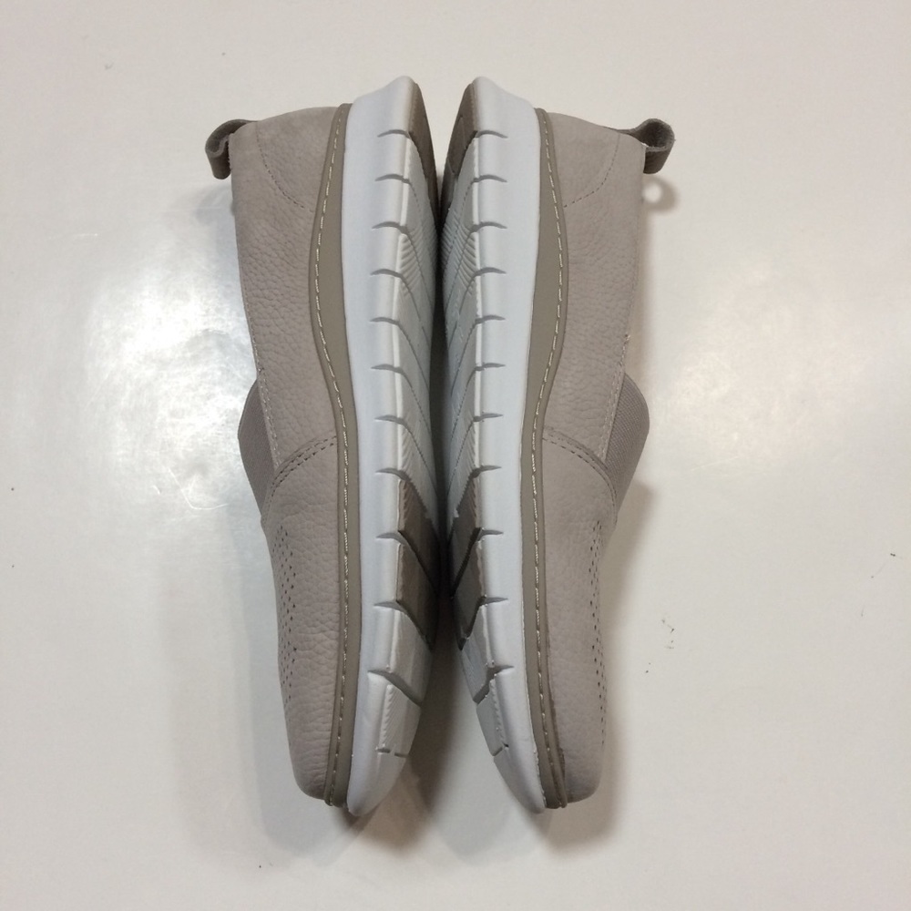 Vionic Roxan Nubuck Slip-On - Picture 5 of 12